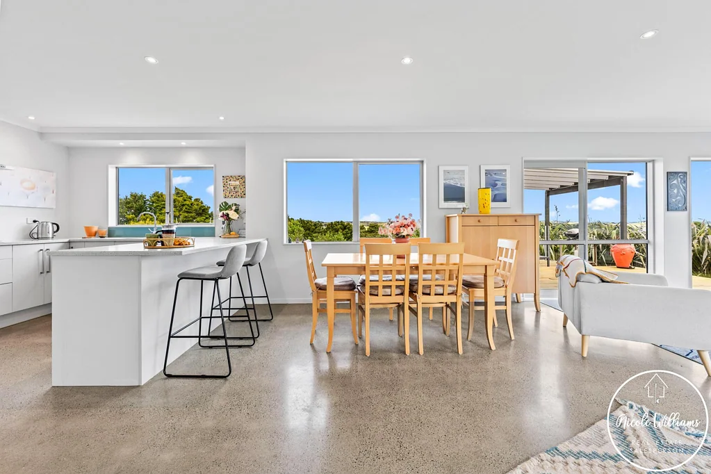 Whakapirau 4Kwarto Harbour views on Heatley Road!
