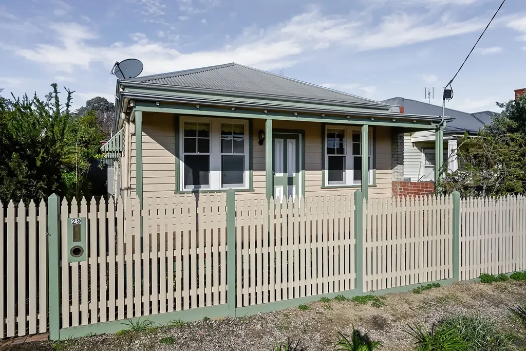 Quarry Hill 3chambre Charming Quarry Hill Living – Prime Location, Easy Lifestyle