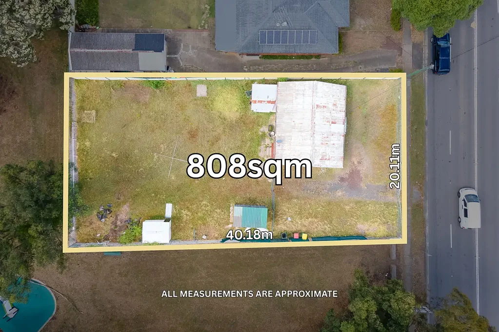 Smithfield 2房 宽敞808sqm地块 20.1m门面宽 CDC批准方案 豪华4卧住宅 带granny flat 高收益双住机会 地理位置优越 CDC APPROVED – FAMILY HOME + GRANNY FLAT