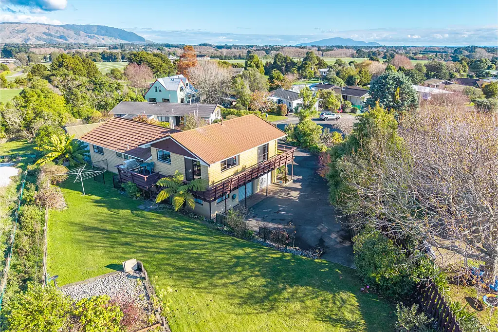 Otaki 4 Bedroom SPACIOUS FAMILY HAVEN