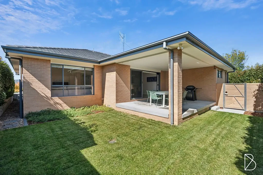 Googong 4Kwarto Effortless Entertaining - Sizeable private living throughout