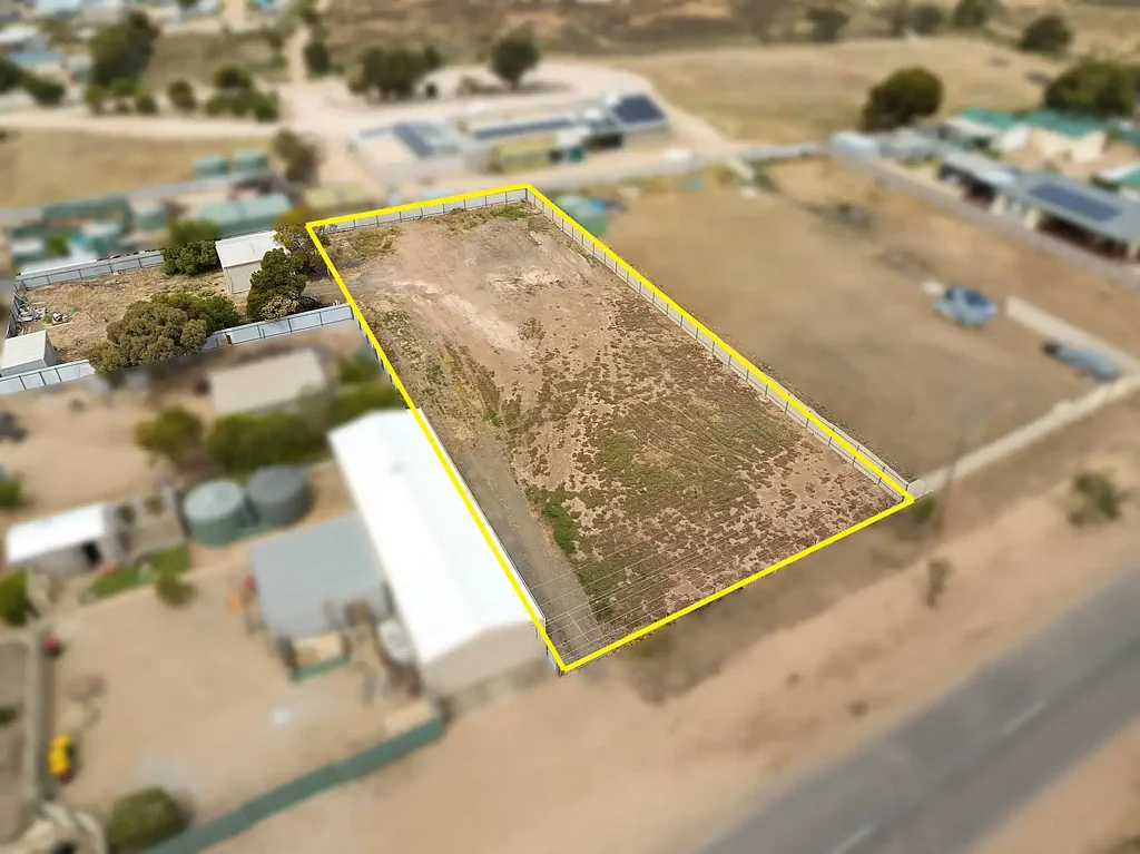 Clinton Large Seaside Allotment - Your Coastal Escape Awaits