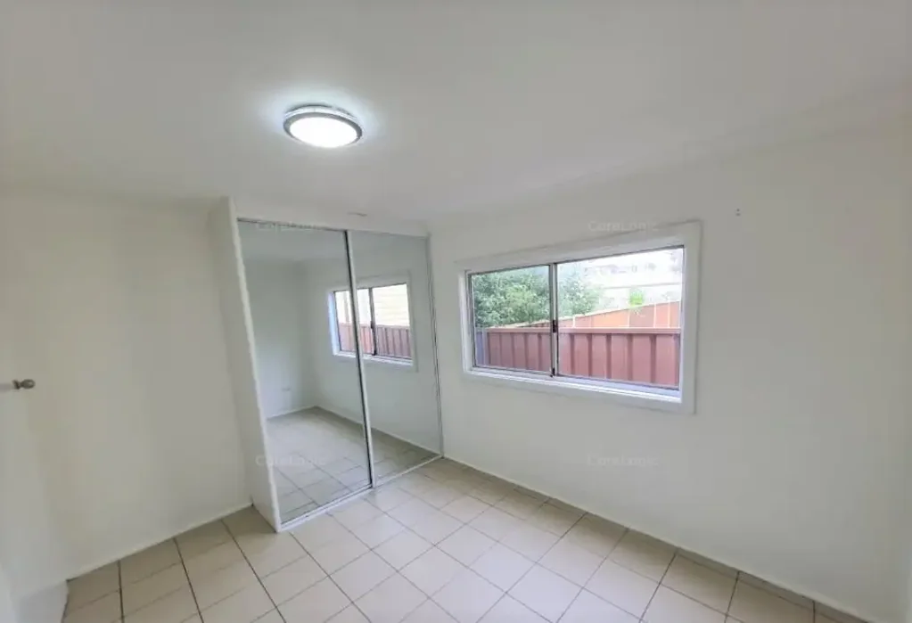 4 bedroom Granny Flat/ Villa for rent in Croydon street Lakemba. In