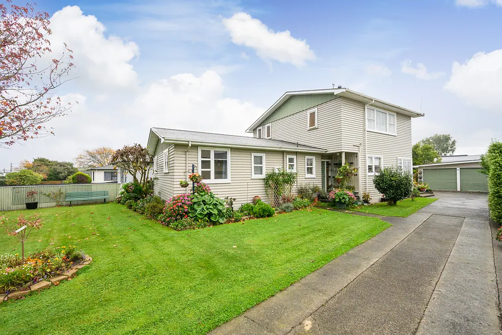 Feilding 4部屋 Spacious home - desirable location