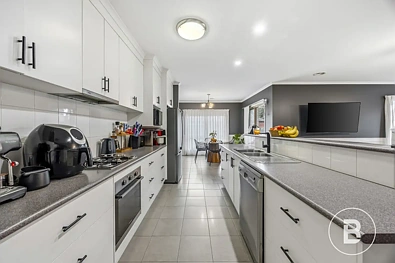 19 Malahide Drive, Miners Rest, VIC 3352, 3 Bedrooms, 2 Bathrooms, House