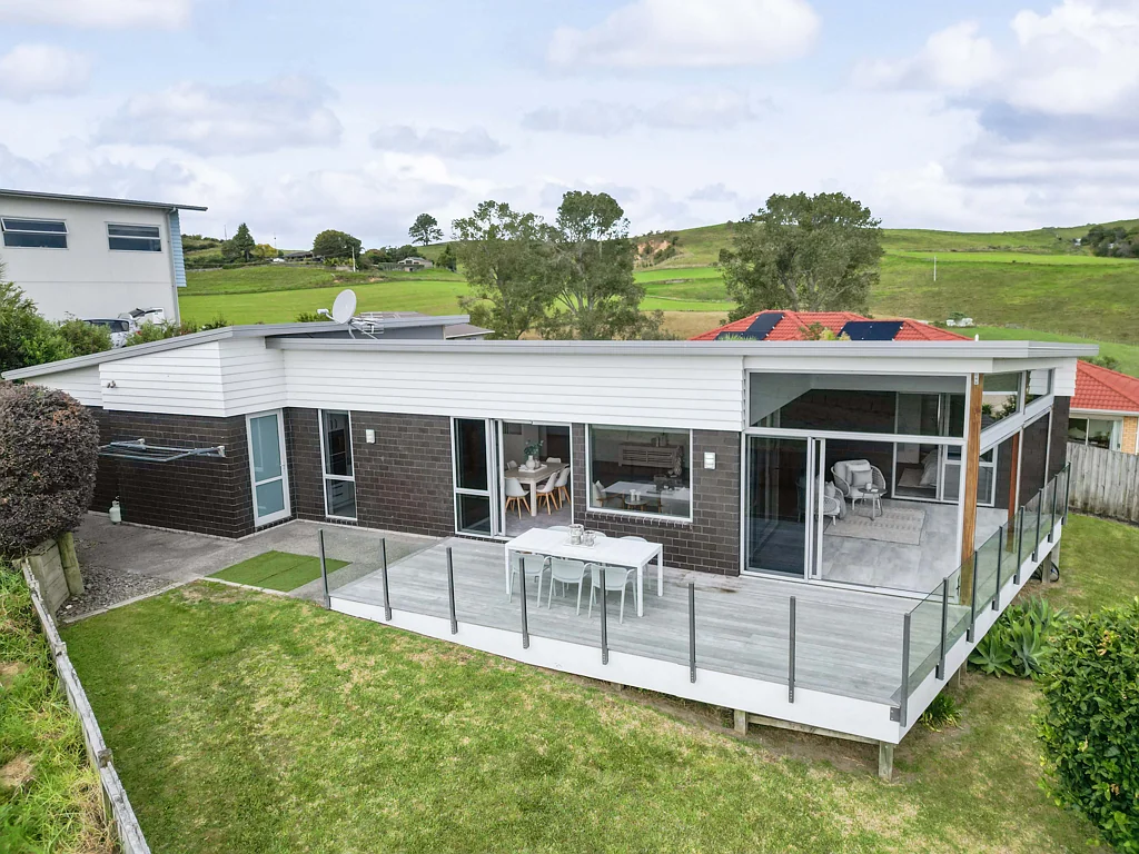 22 Raptor Way, Welcome Bay, Tauranga, Bay of Plenty