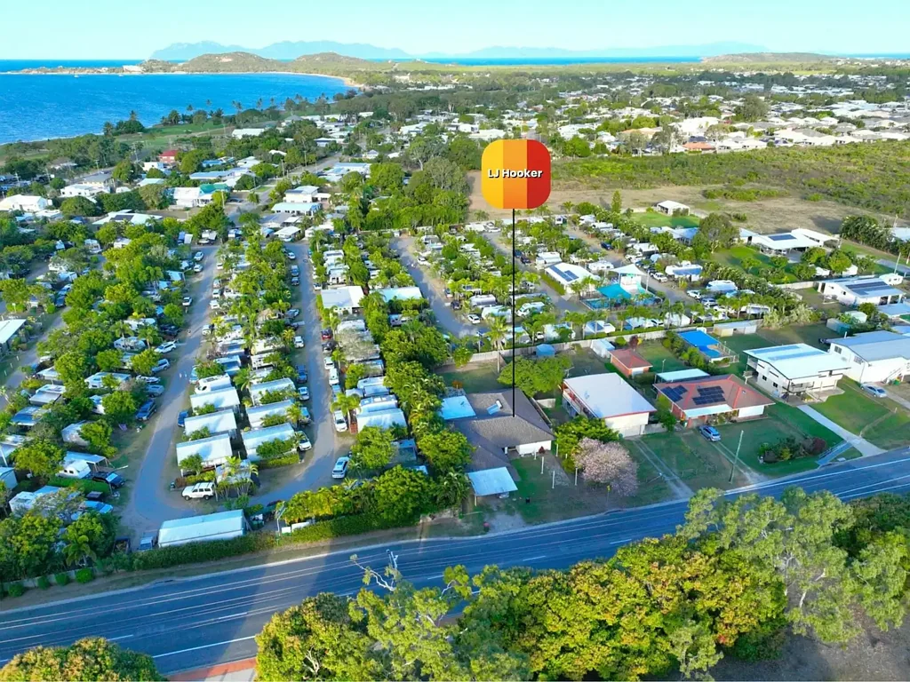 Bowen 4部屋 Charming Family Home in Prime Location – Walk to Queens Beach