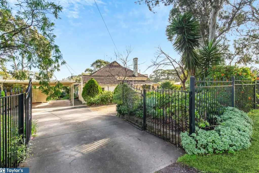 33 Greenwood Drive, St Agnes, SA 5097