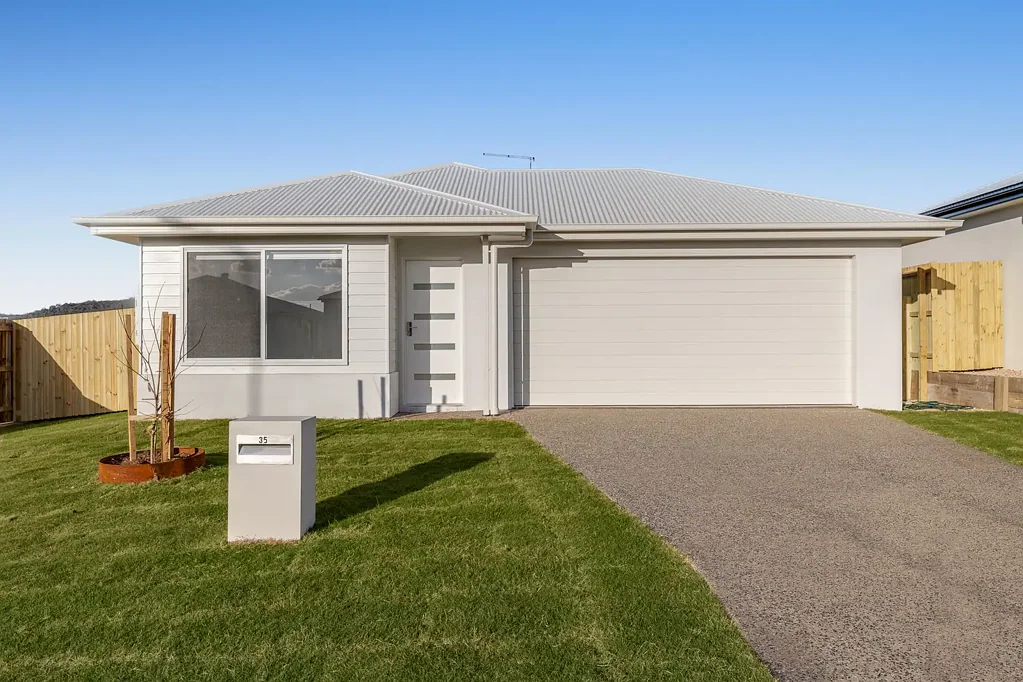 Brand New Executive Style Home in a Sought After Westbook Location!