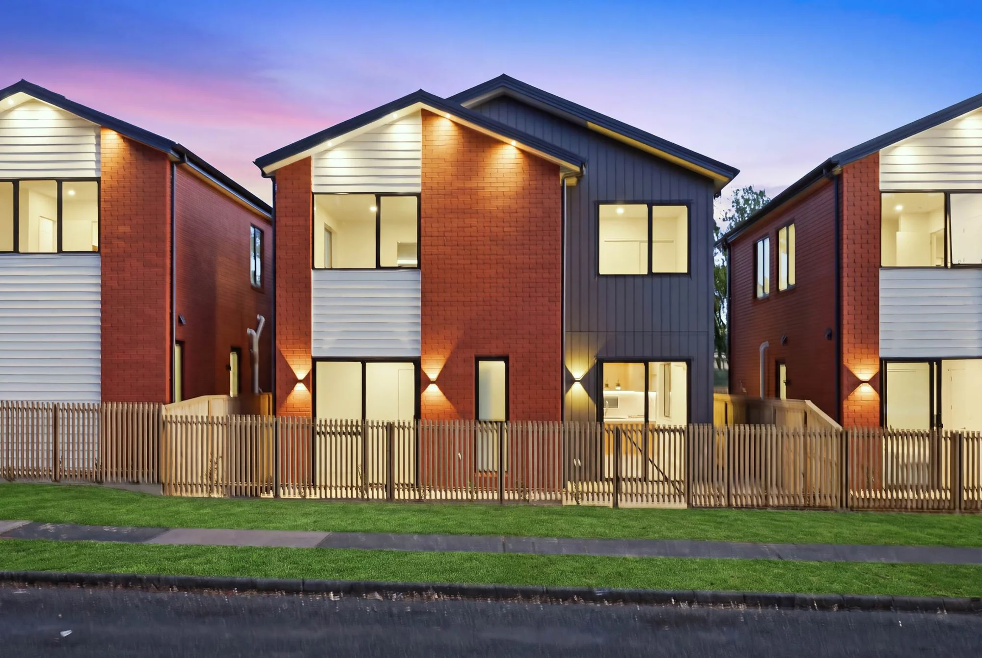 Weymouth 4房  Extra Parking - Brand New, Spacious Family Living!