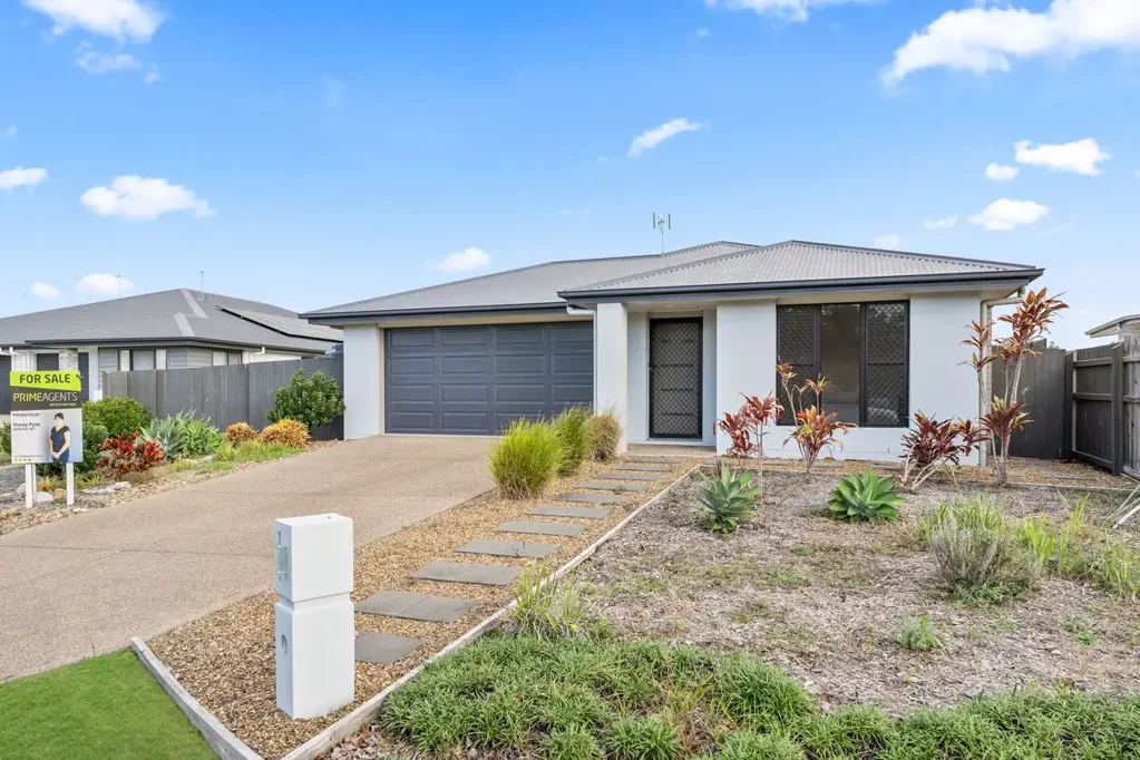 8 Satinwood Avenue, Urraween, QLD 4655