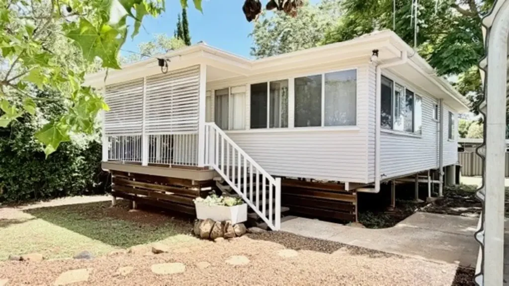 34 Maud Street, Gayndah, QLD 4625