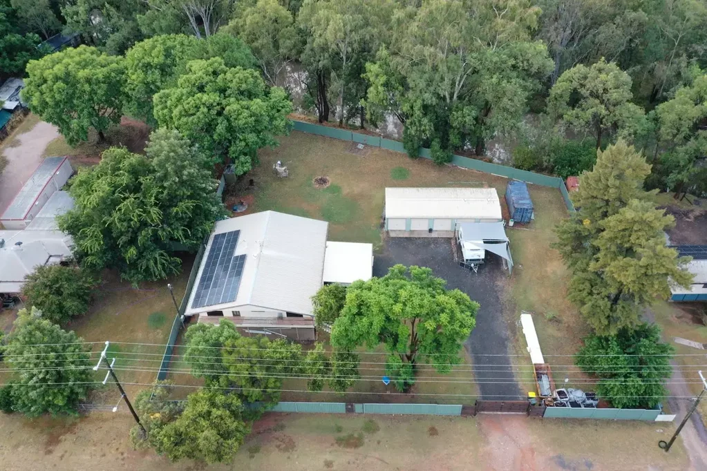 Chinchilla 4房  Spacious Double Storey Home in Charming Chinchilla