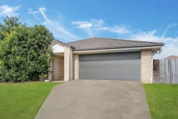 25 Pencarrow Crescent, Raceview