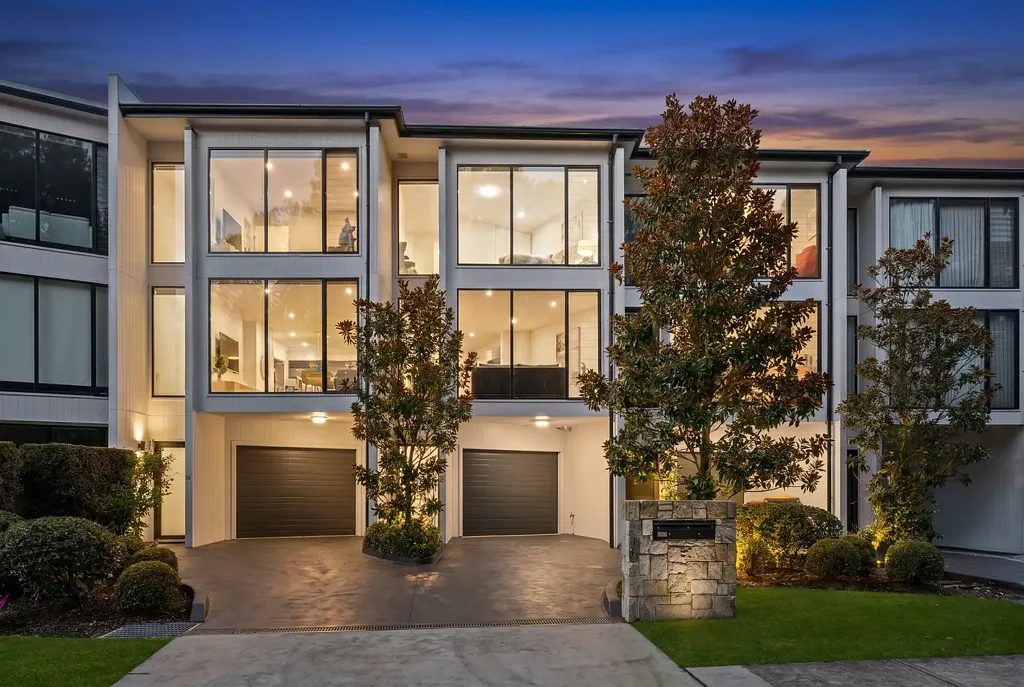 East Gosford 3部屋 Modern Design. Remarkable Space. Waterfront Views.