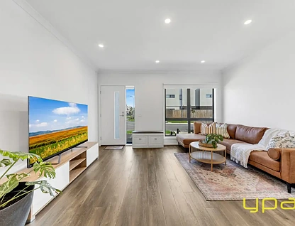 117 Fusion Circuit, Cranbourne West, VIC 3977, 3 rūma, 2 rūma horoi, Townhouse