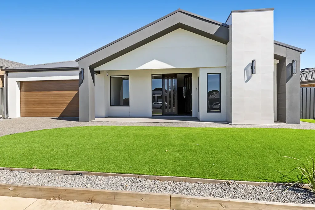Lucas 4침실 Exceptional Brand-New Four-Bedroom Home in the Heart of Lucas Platinum