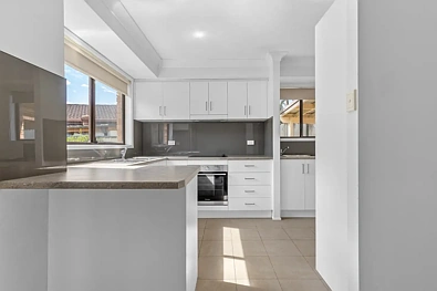 1 Christopher Crescent, Lake Haven, NSW 2263, 3 침실, 1 욕실, House