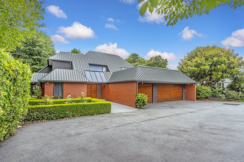 Executive Five Bedroom Residence