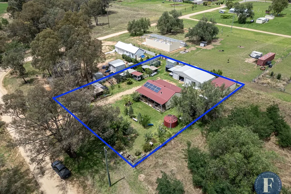 Koorawatha 2 Bedroom Country Charm