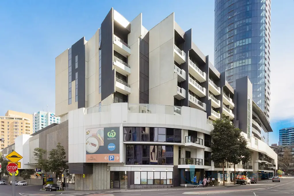 Amazing and spacious 1 bedroom apartment with luxury facilities.
