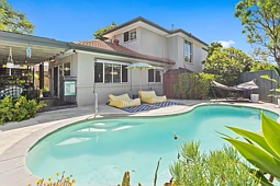 8/16-18 Gardendale Crescent, Burleigh Waters
