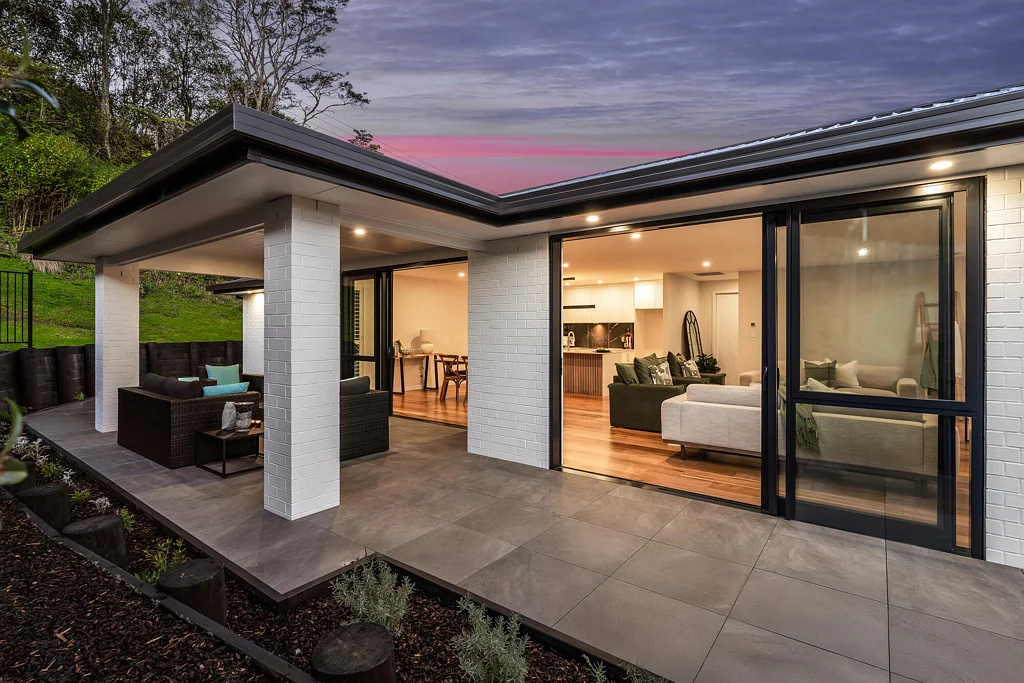 Warkworth 4침실 Sleek. Stylish. New. Priced below CV
