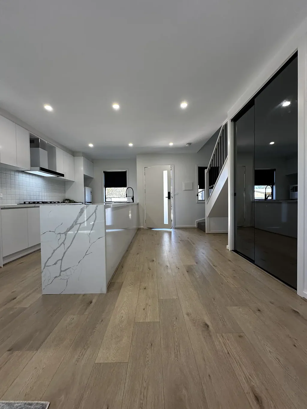 Laverton 2कमरा Modern Double-Storey Living in a Convenient Laverton Location!!!