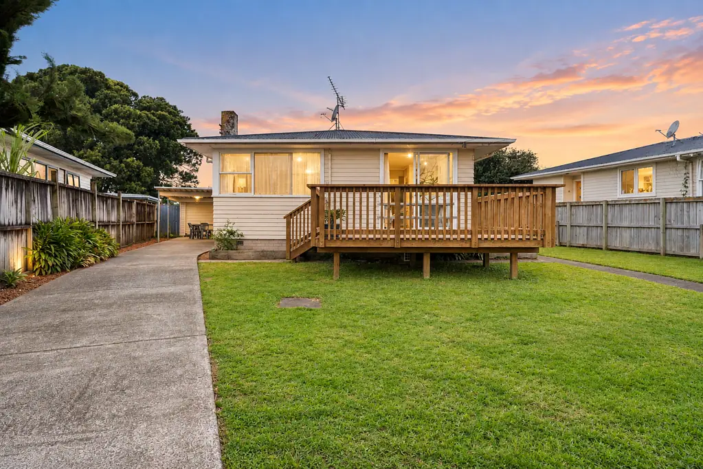 Otara 4 Bedroom 4 Bed + 2 Bath = Tidy Family Home - MUST SELL!!