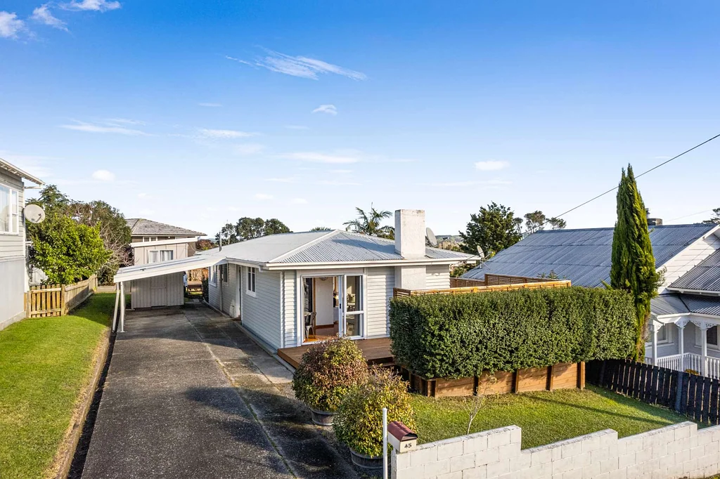 Helensville 4Phòng ngủ Easy-Care Freehold with Sleepout