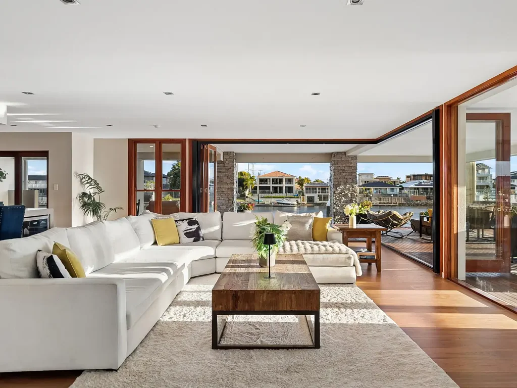 Surfers Paradise 5房  Main River - Point Position - Sale wanted