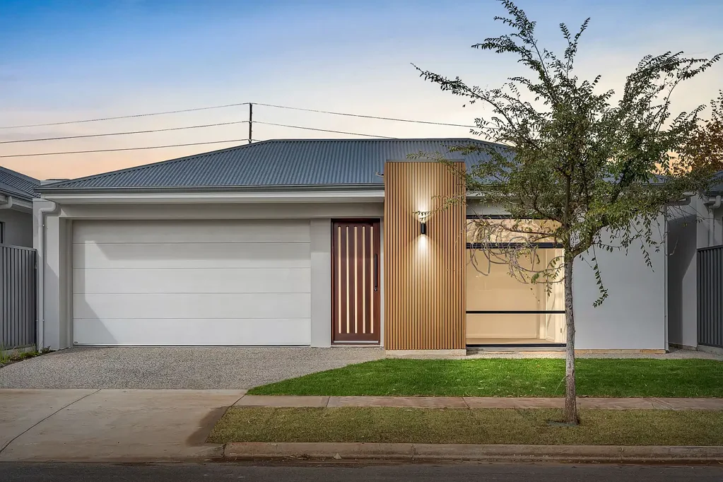 2B Elm Grove, Oaklands Park, SA 5046