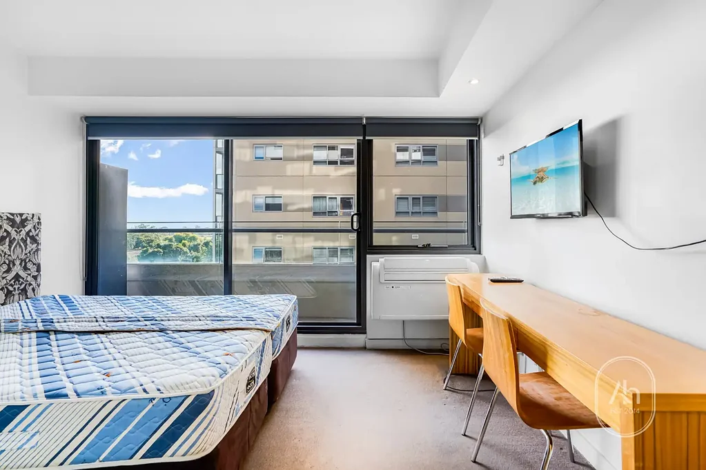 Furnished Studio Apartment @ Seasons Heritage Building