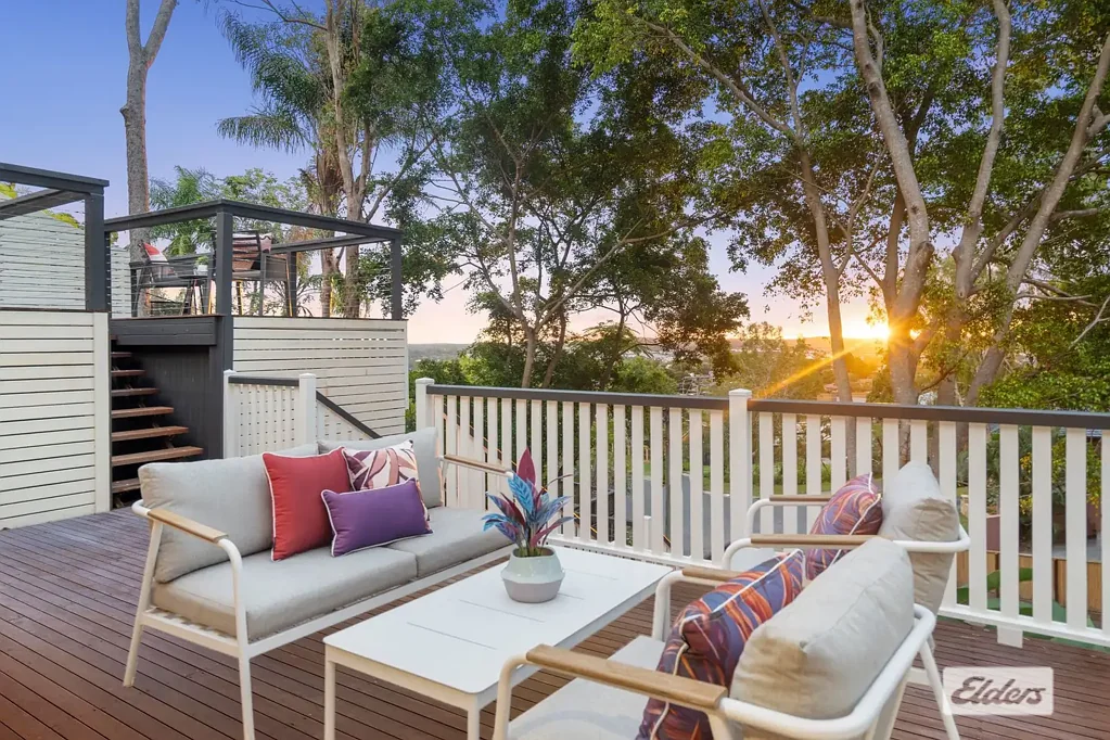 Springwood 6Habitaciones EXECUTIVE FAMILY HOME ATOP THE FOREST FOOTHILLS!