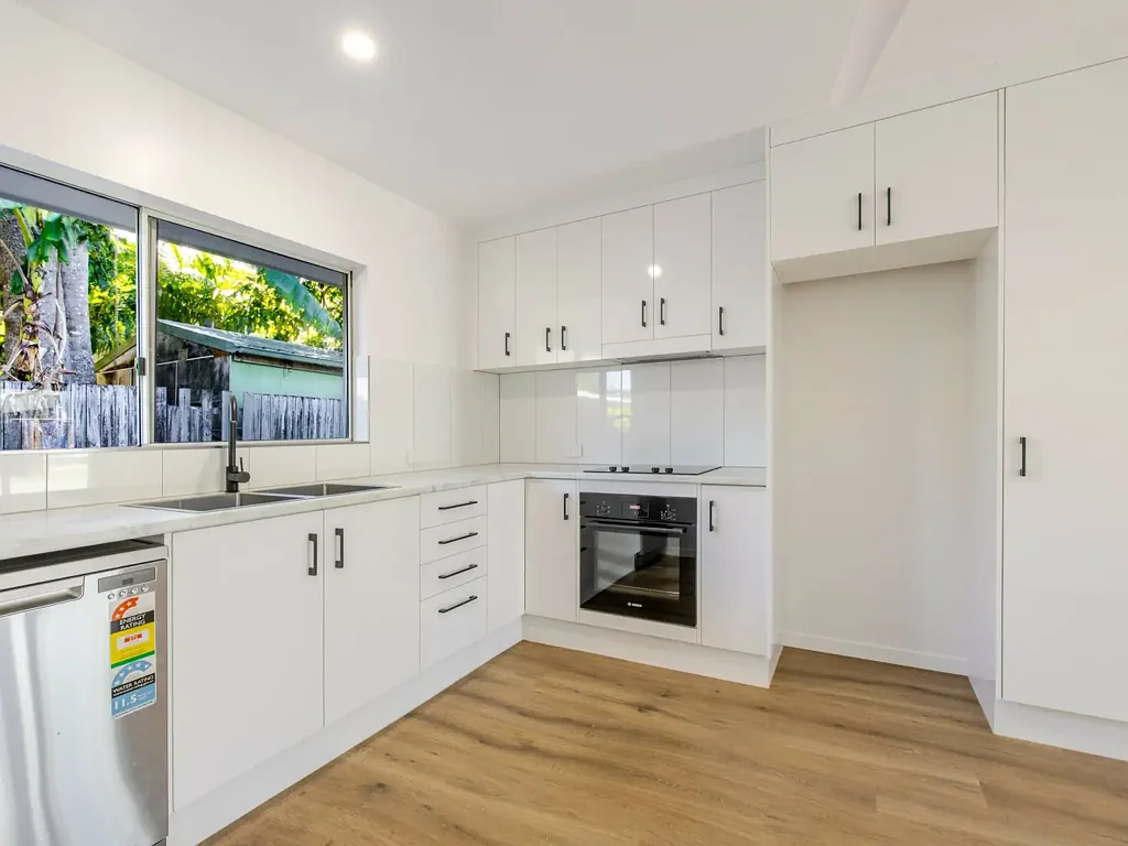 BEACHSIDE LIVING - BRAND NEW DUPLEX
