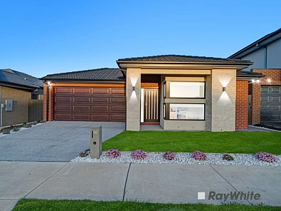 Berwick 4 Bedroom Family Comfort and Convenience in Berwick