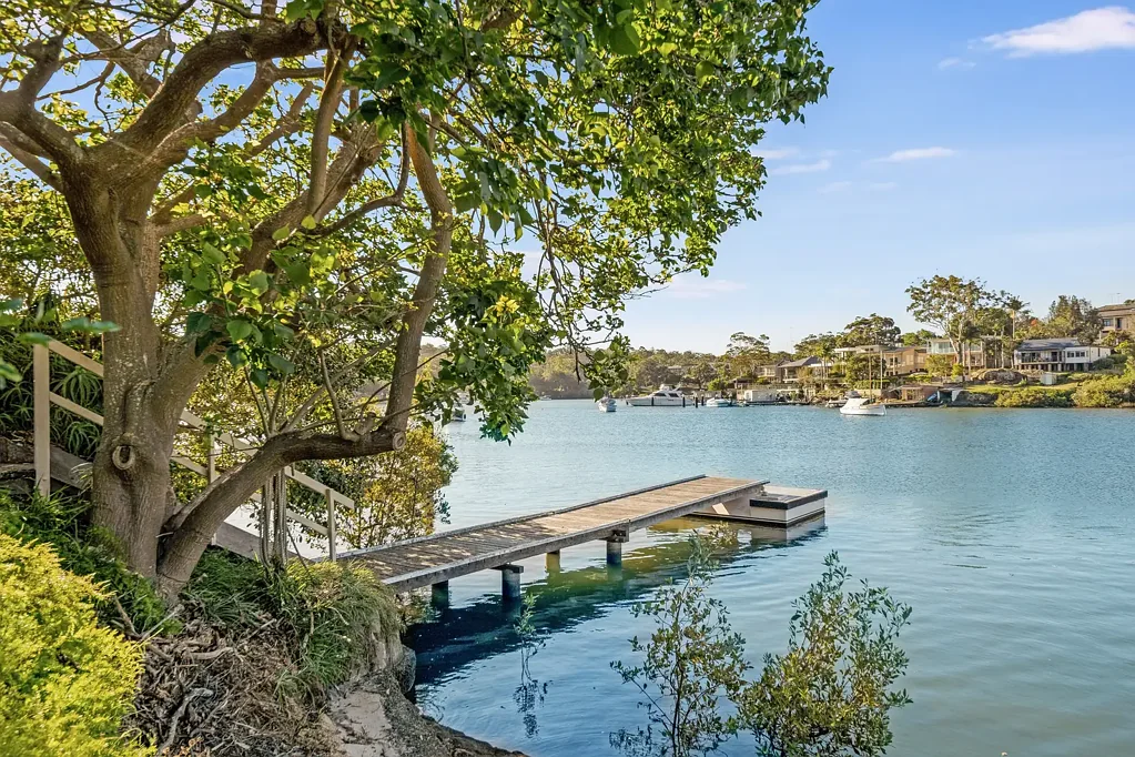 Connells Point 3部屋 Waterfront Opportunity on Over 1,300sqm