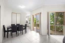 1/25 Lather Street, Southport