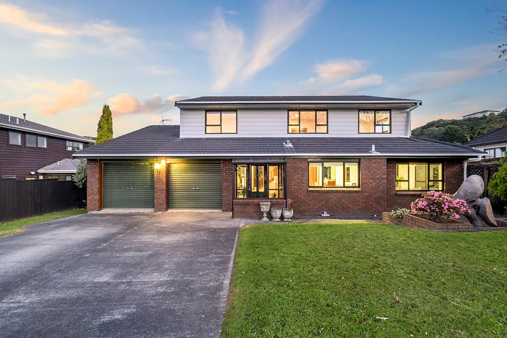 34 Shackle Lane, Whitby, Porirua, Wellington