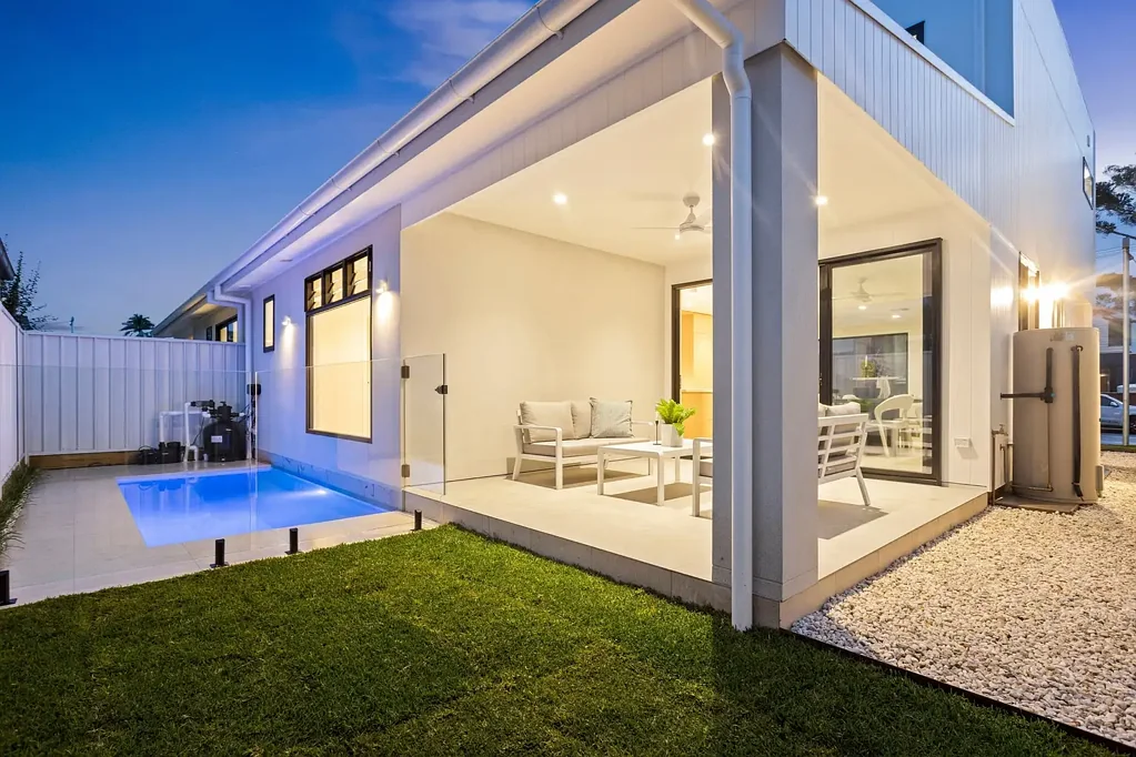 East Corrimal 4chambre Bold and breathtaking beachside living