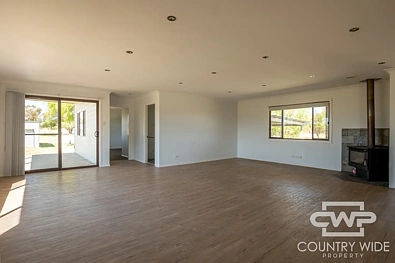 114 Oban Street, Guyra, NSW 2365, 4 Bedrooms, 2 Bathrooms, House