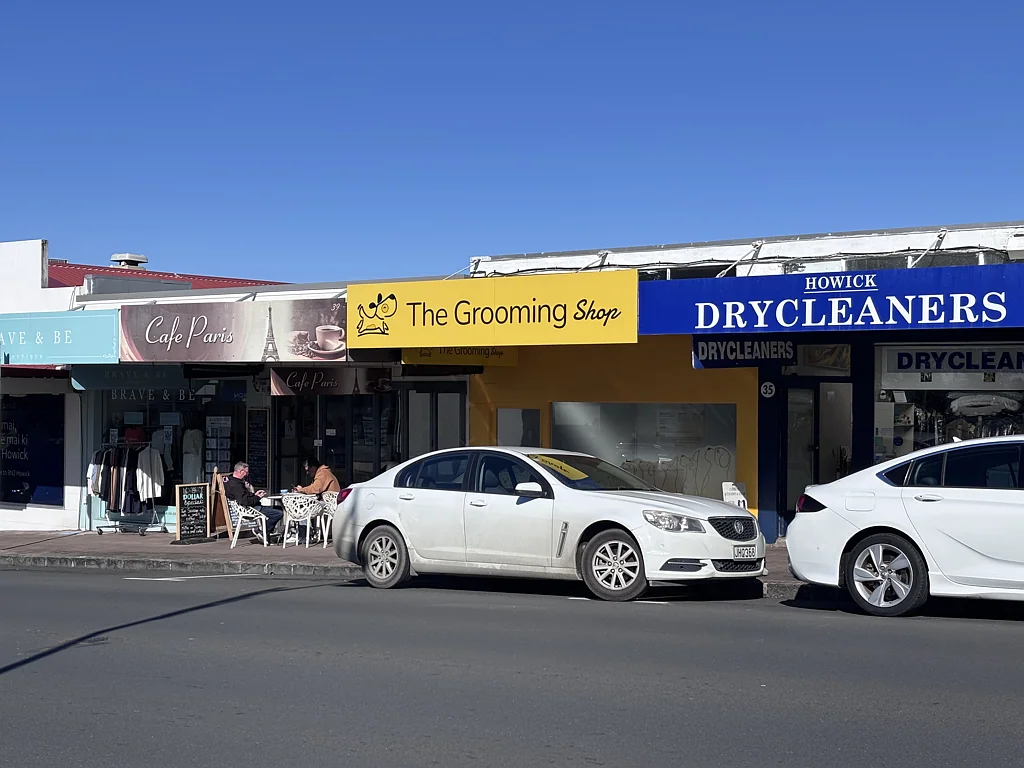 Howick  Be in the heart of Howick Village