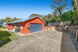 145 Brian Crescent, Stanmore Bay