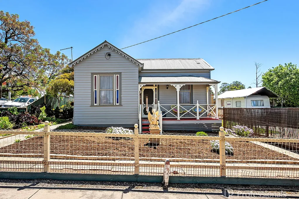 19 Victoria Street, Maryborough, VIC 3465