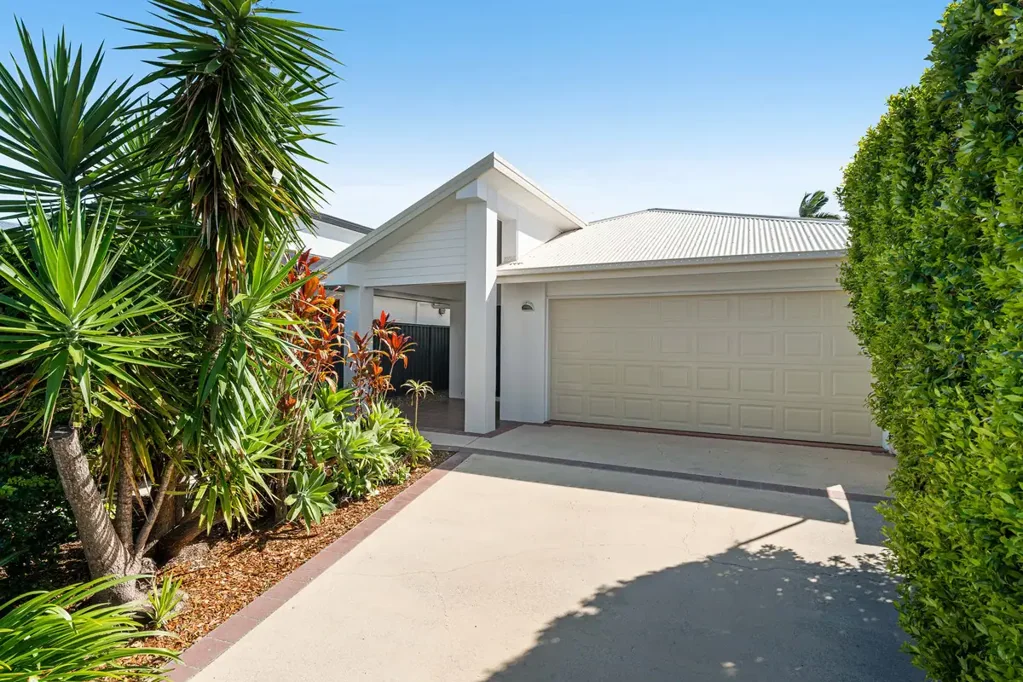 143 Singer Street, Wynnum, QLD 4178