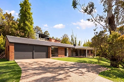 Kenmore 4ਬੈੱਡਰੂਮ Spacious Single-Level Living with Leafy Surrounds