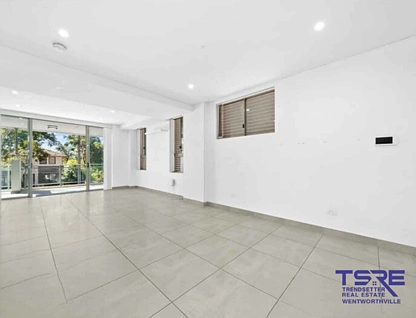 32 Watkin Tench Parade, Pemulwuy, Parramatta (Northwest suburbs), 5 침실, 2 욕실, House