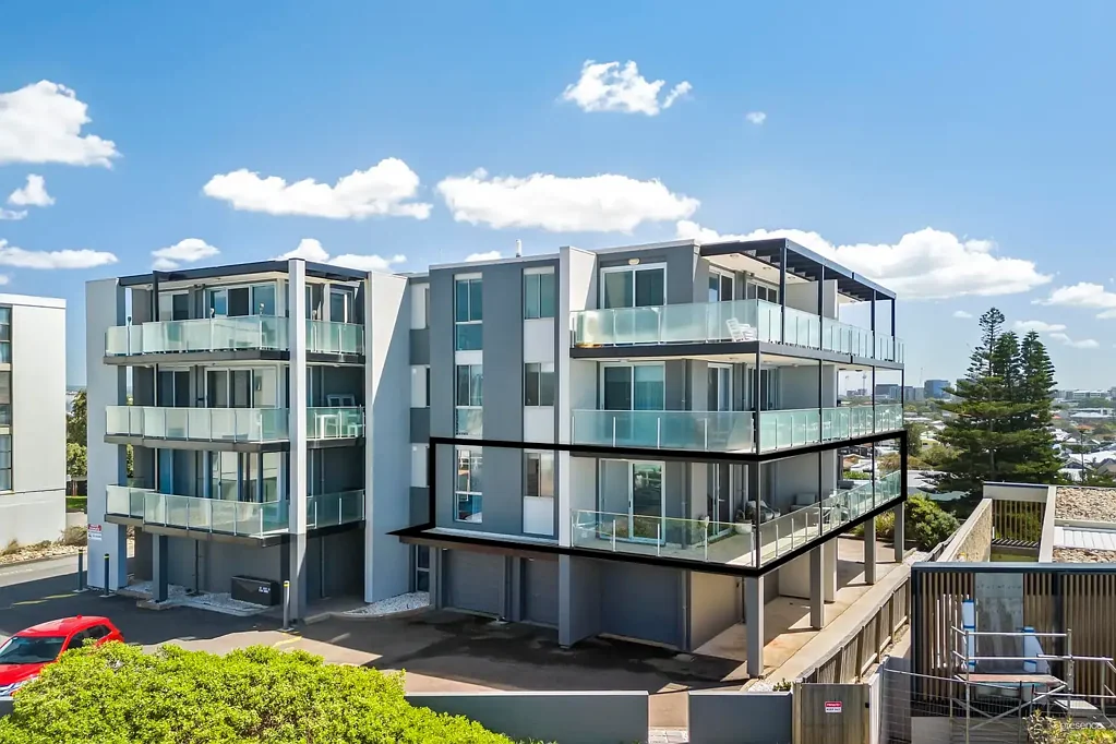 Merewether 2कमरा A perfect blend of sand and style