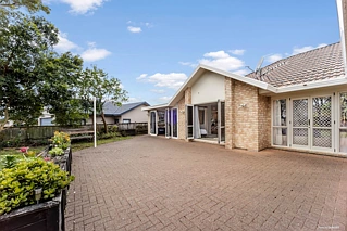 20 Vermeer Place, West Harbour, Waitakere City