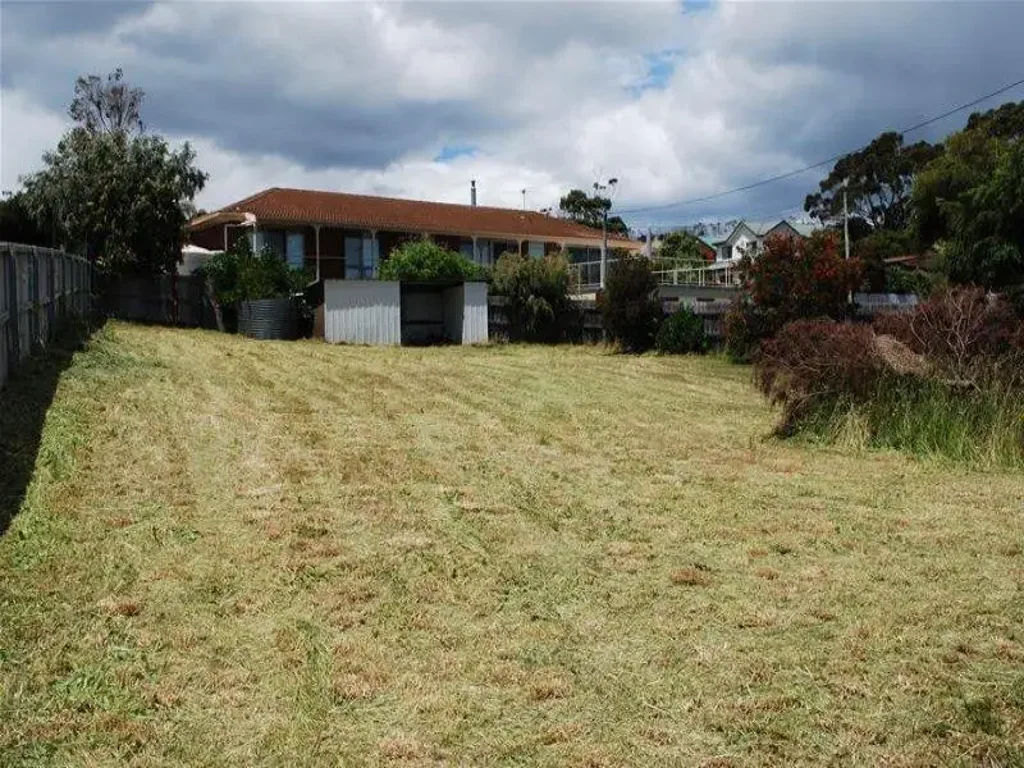 61 Spitfarm Road, Opossum Bay, TAS 7023